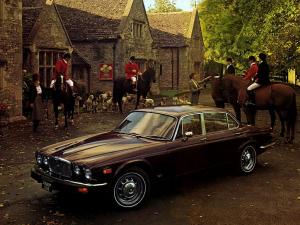 Jaguar XJ12